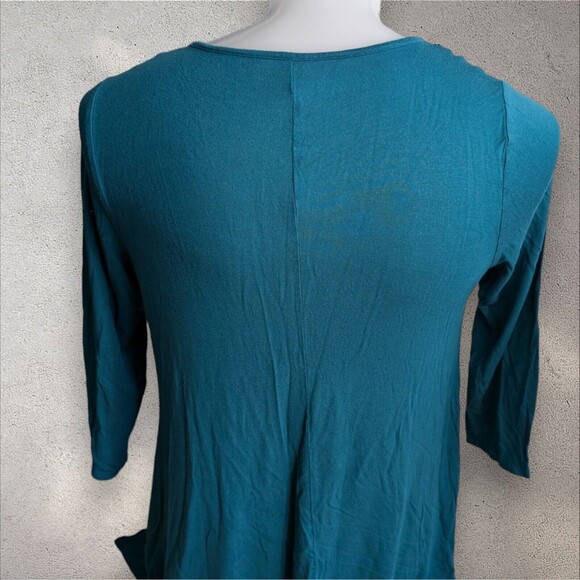 Simply Emma 3/4 Sleeve Green V-Neck Blouse Top - Picture 9 of 12